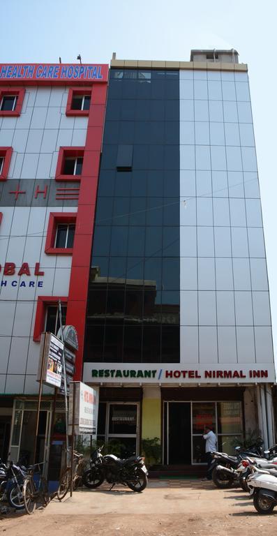 Hotel Nirmal Inn Μπουμπάνεσβαρ Δωμάτιο φωτογραφία